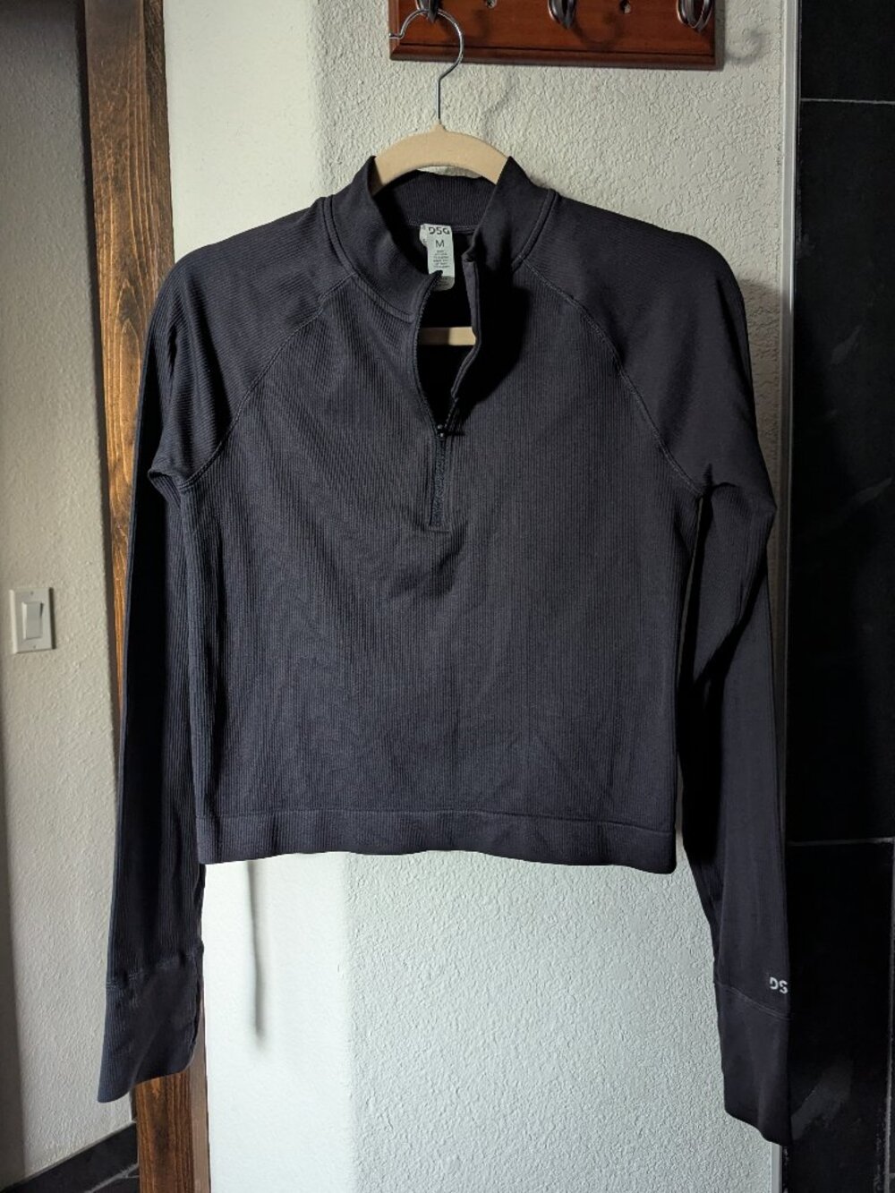 DSG Active Quarter Half Zip Medium Small XS